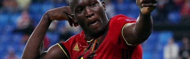 开云-【人物】以爱神之名秉爱神之箭 卢卡库射落北极熊